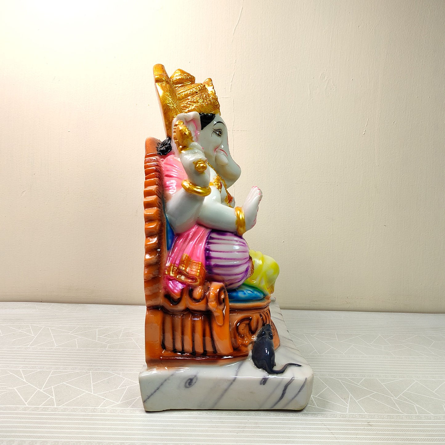 Divine Gaddi Ganesh Idol