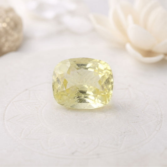 Pukhraj (Yellow Sapphire) 6.25 Cts