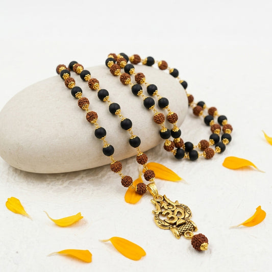 Rudraksha Karungali Mala with Trishul Pendant 
